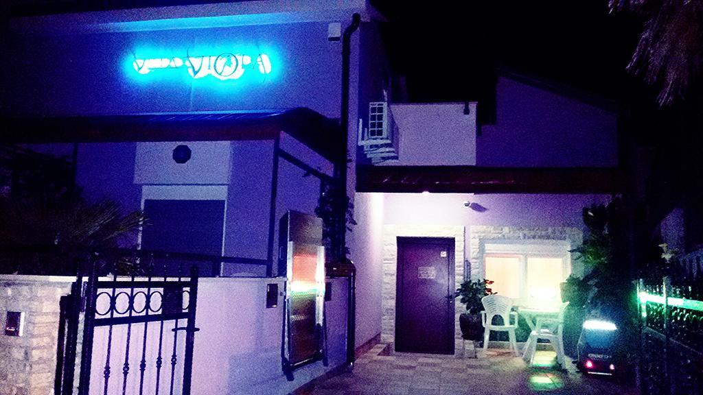 Aparthotel Viola Пьешчана-Увала Экстерьер фото