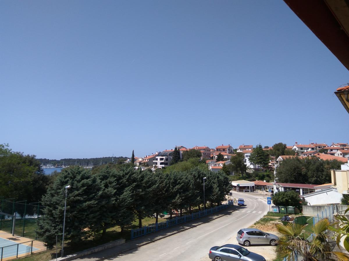 Aparthotel Viola Пьешчана-Увала Экстерьер фото