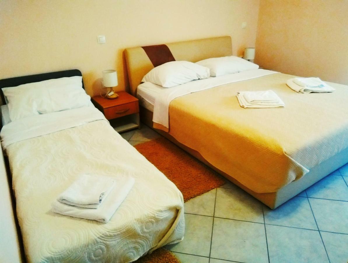 Aparthotel Viola Пьешчана-Увала Экстерьер фото